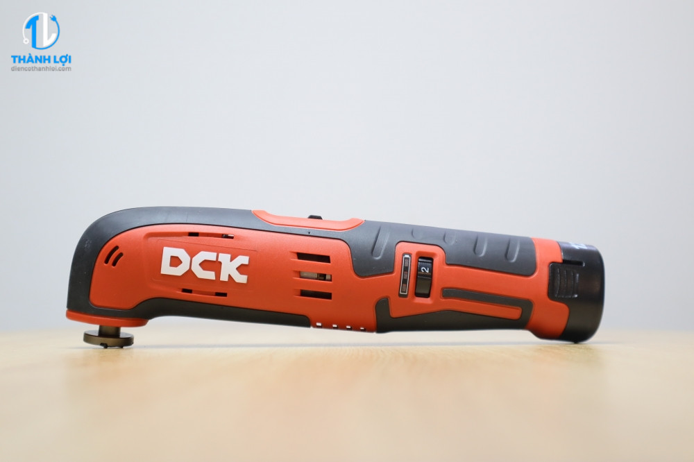 MÁY CẮT ĐA NĂNG DÙNG PIN DCK KDMD12