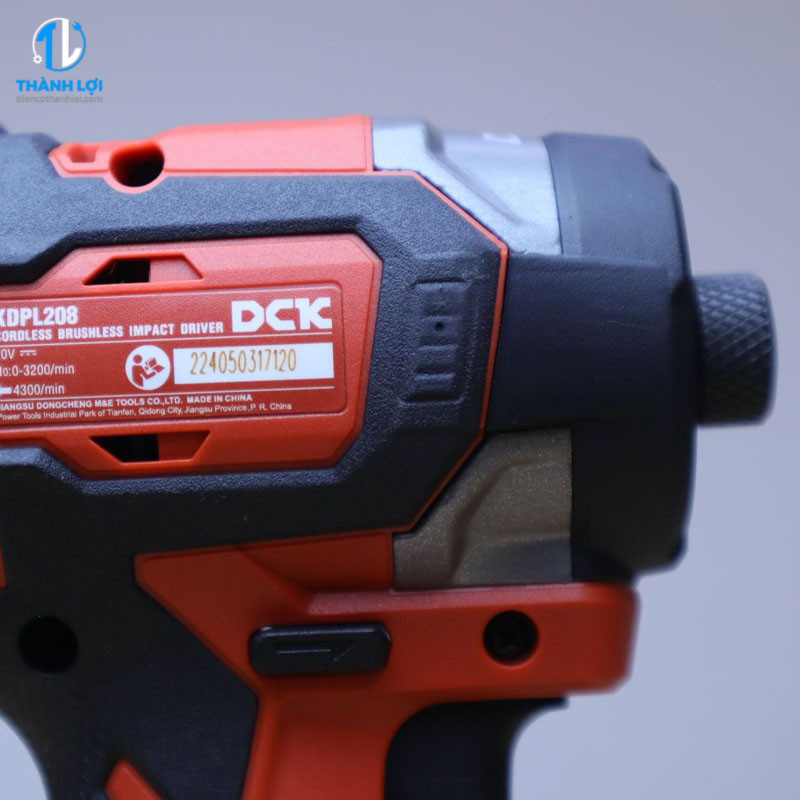 MÁY VẶN VÍT DÙNG PIN DCK KDPL208