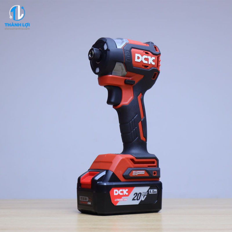 MÁY VẶN VÍT DÙNG PIN DCK KDPL208