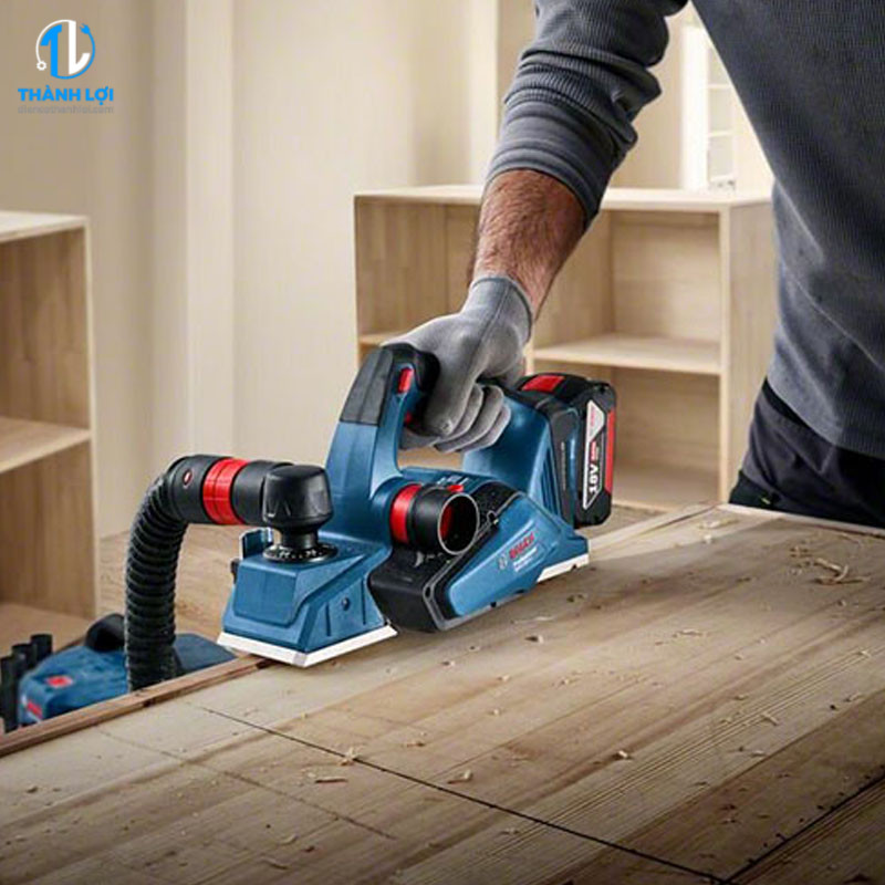 MÁY BÀO GỖ DÙNG PIN BOSCH GHO 185-LI